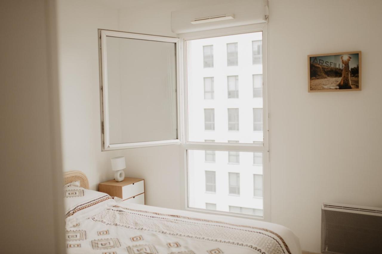 Bel Appartement Climatise Avec Place De Parking Marseilles Exterior foto